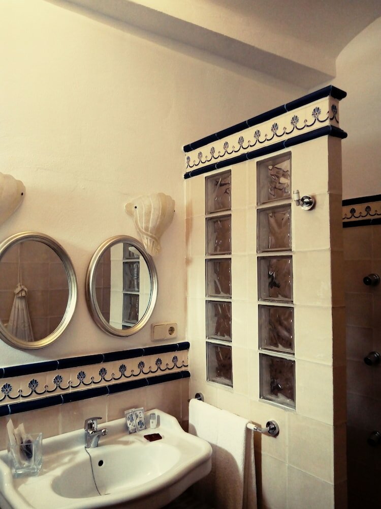 Фото Hotel Utopía