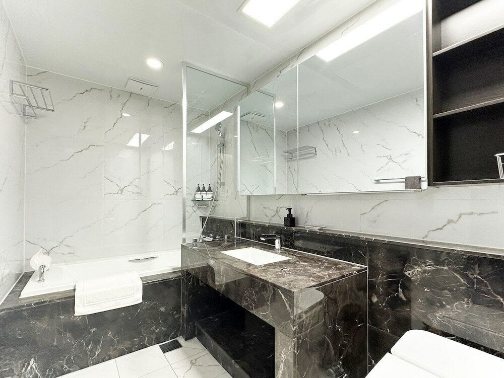 Фото Brown Suites Busan