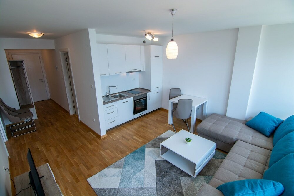 Фото Stay In Budva 1