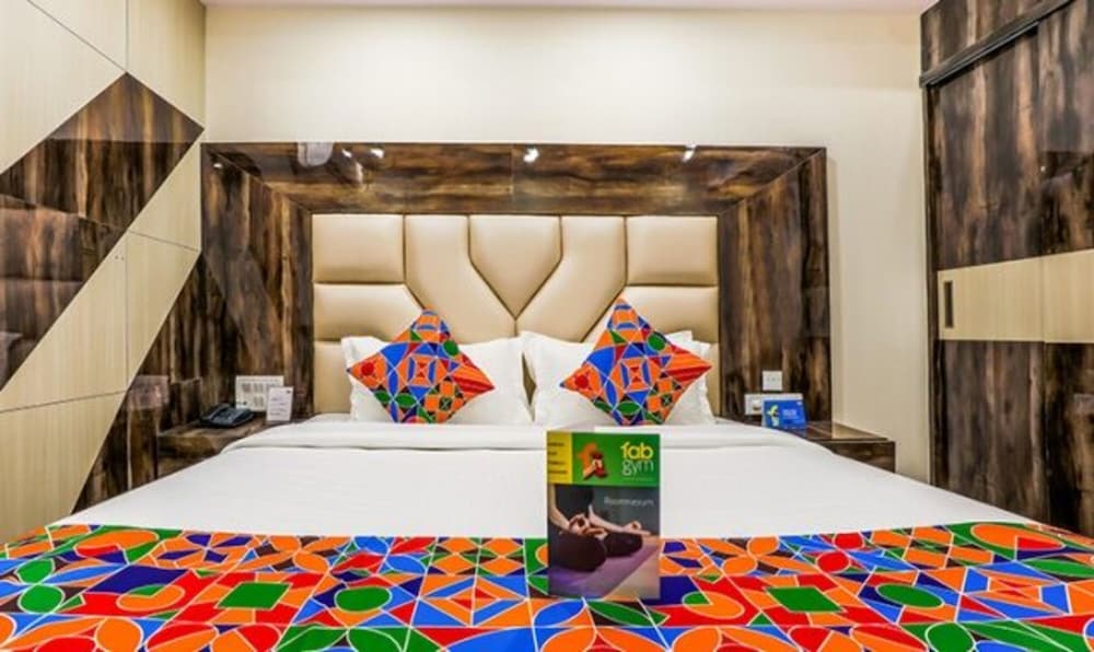 Фото Fabhotel Khb Tower