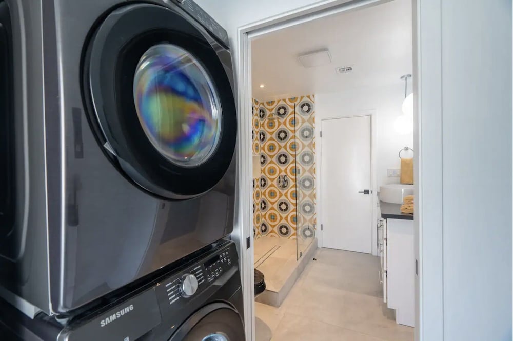 Фото The Blush & Beverly