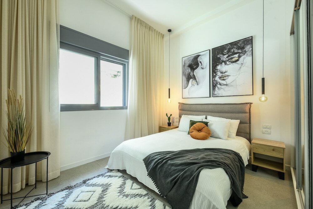 Фото Spacious 3br Apt w Garden Ramat Hasharon