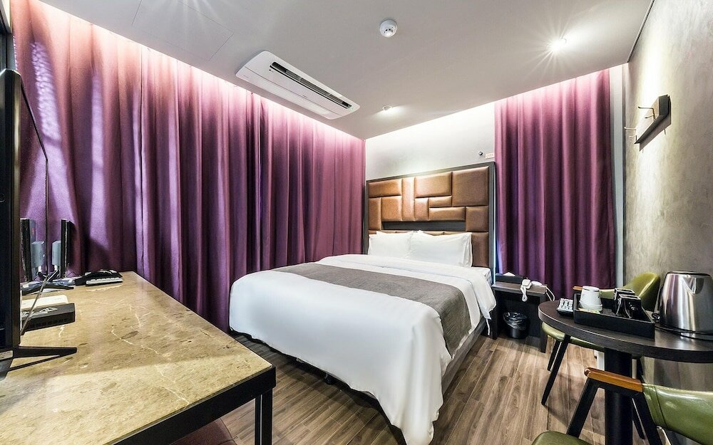 Фото Yeongdeungpo Iris