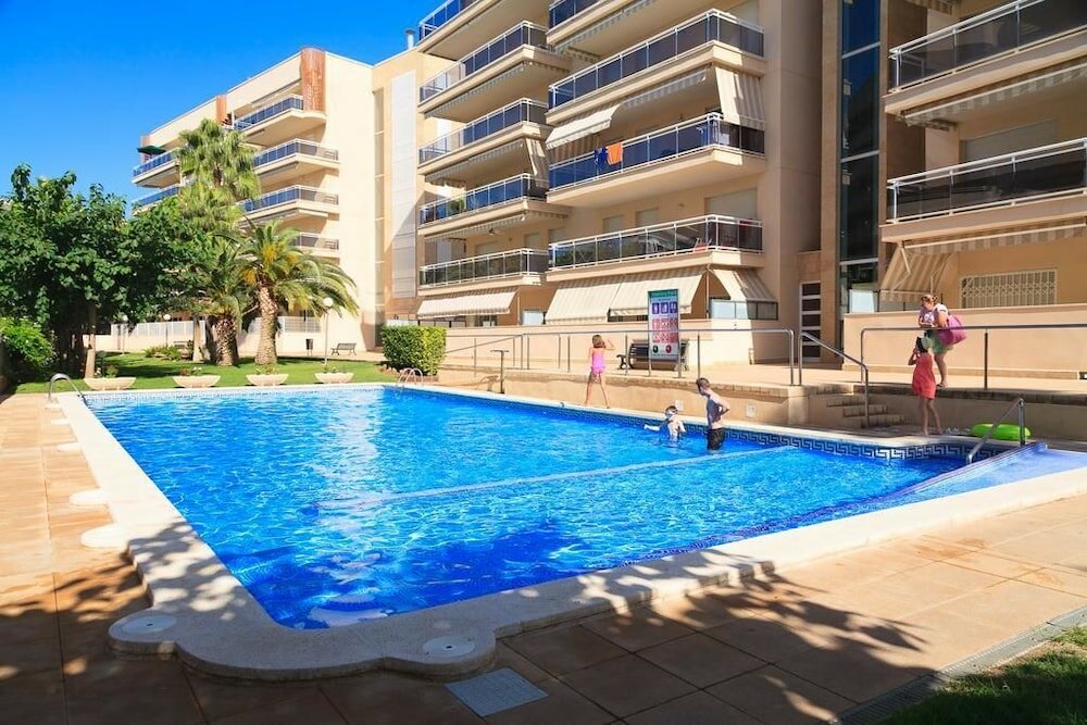 Фото Apartamentos La Llamada