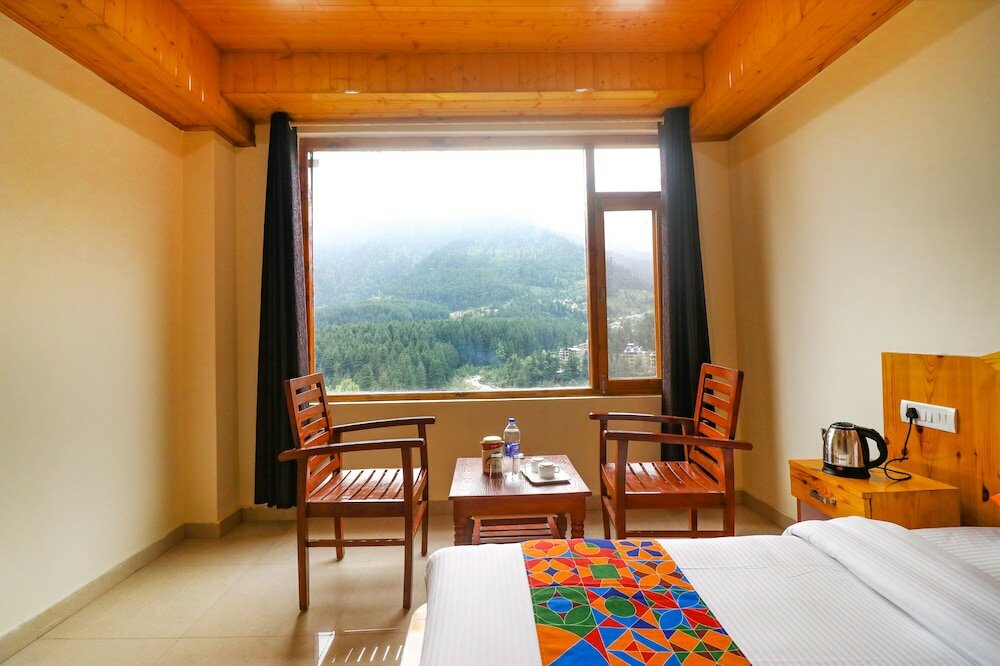 Фото Fabhotel Castle Rock