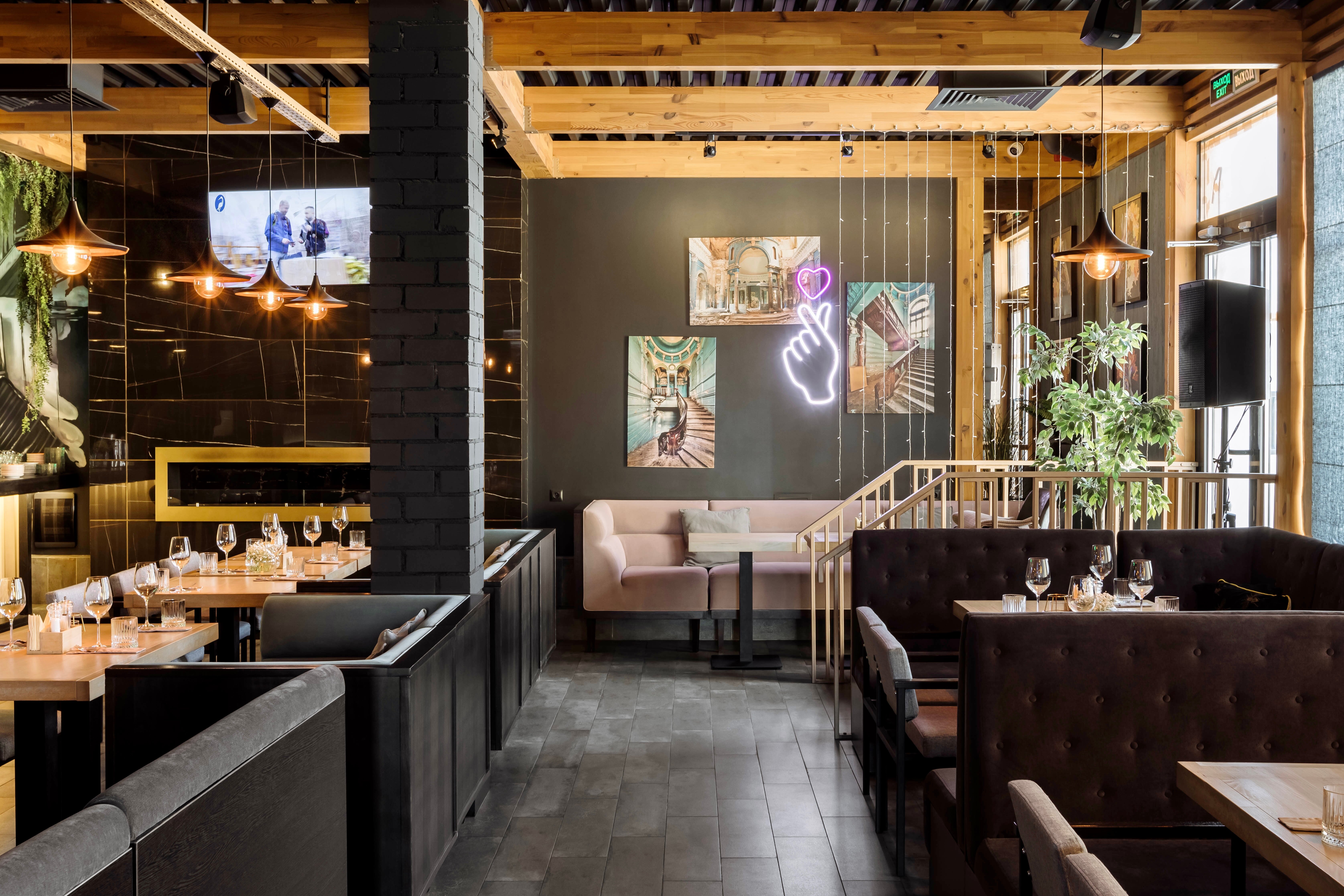 Фото Romanovo Hotel