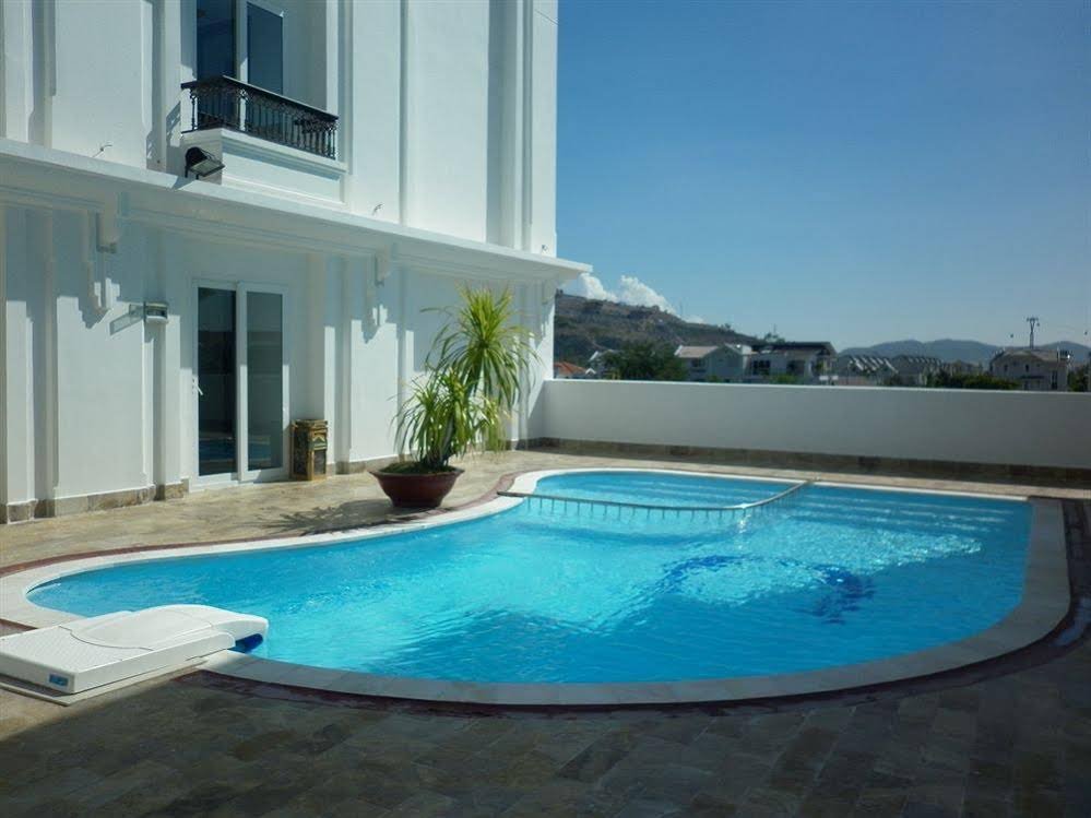 Фото Paragon Villa