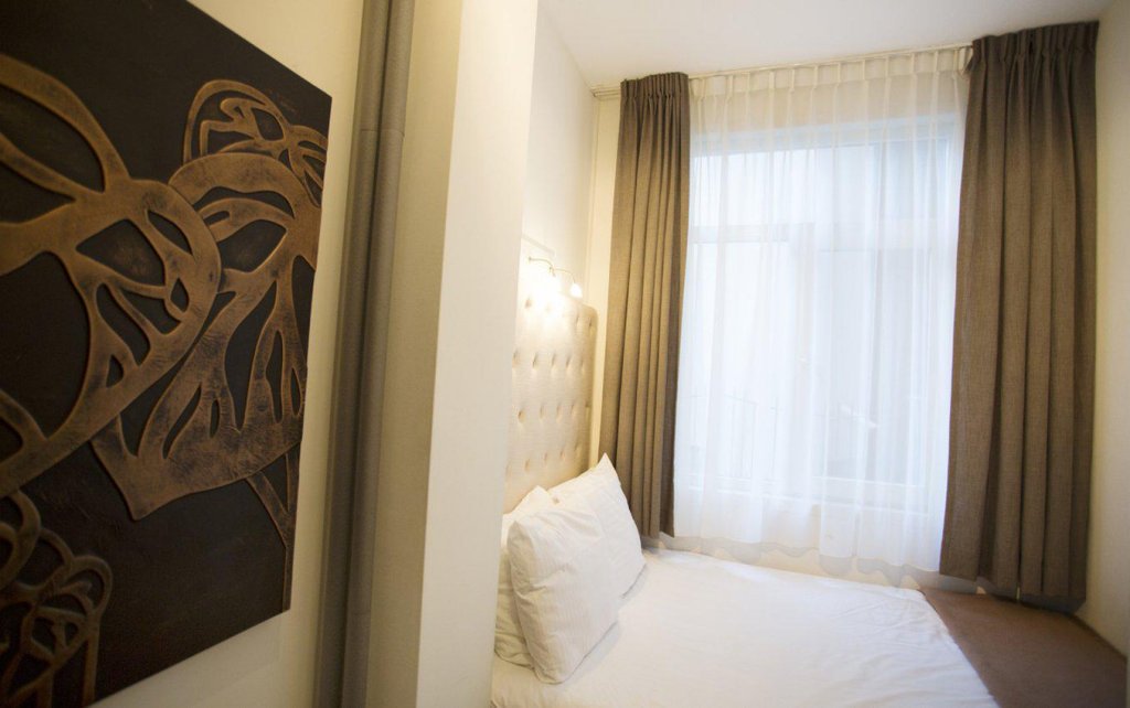 Фото Quentin Hotel Amsterdam