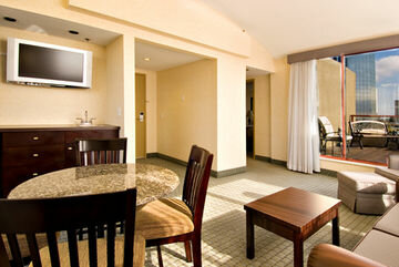 Фото Holiday Inn Express Vancouver-Metrotown