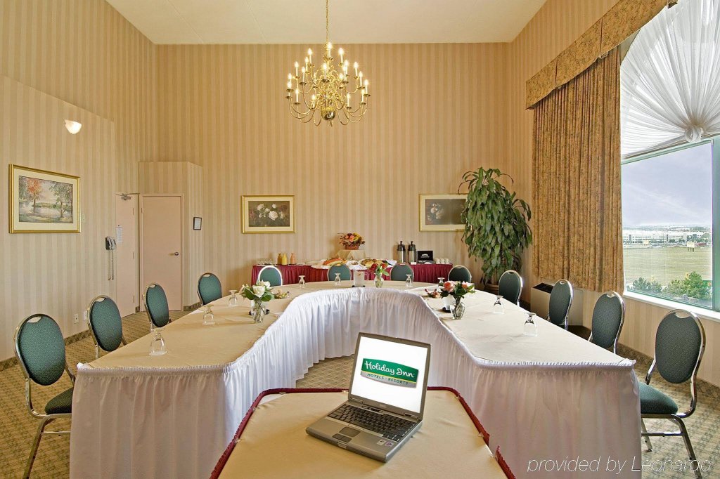 Фото Holiday Inn Mississauga Toronto West