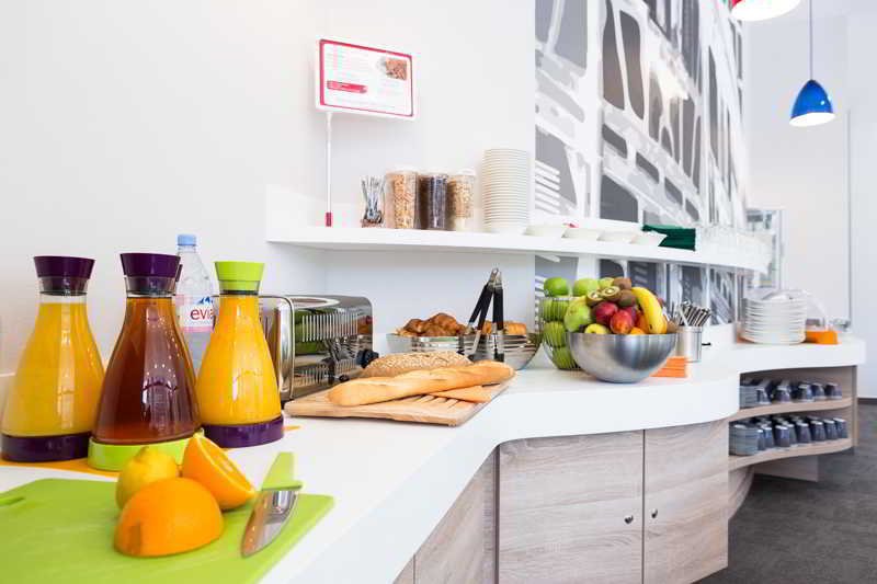 Фото ibis Styles Strasbourg Centre Petite France