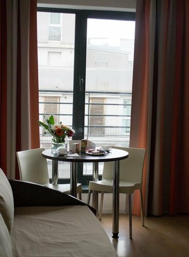 Гостиница City Residence Ivry в Шарантоне-ле-Поне