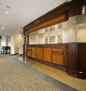 Фото Hilton East Brunswick Hotel & Executive Meeting Center