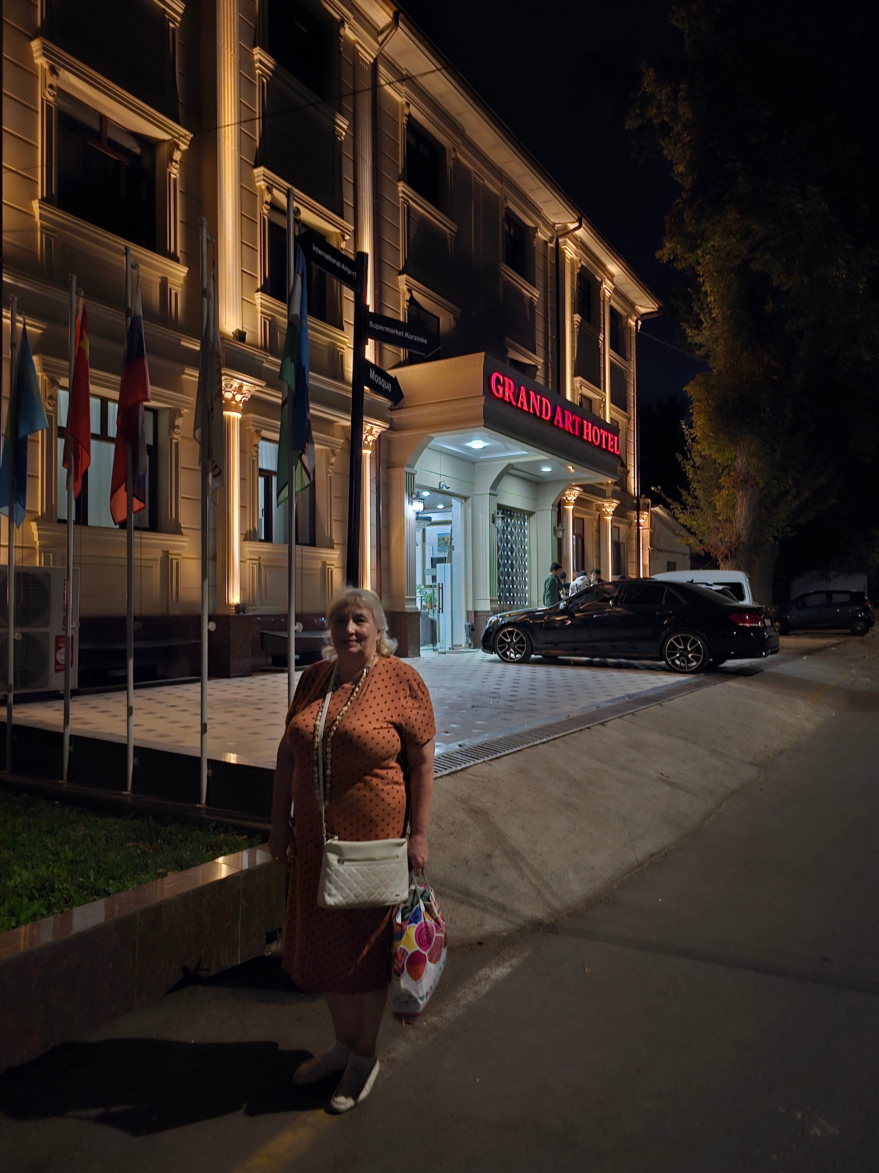 Фото Grand Art Premium Hotel