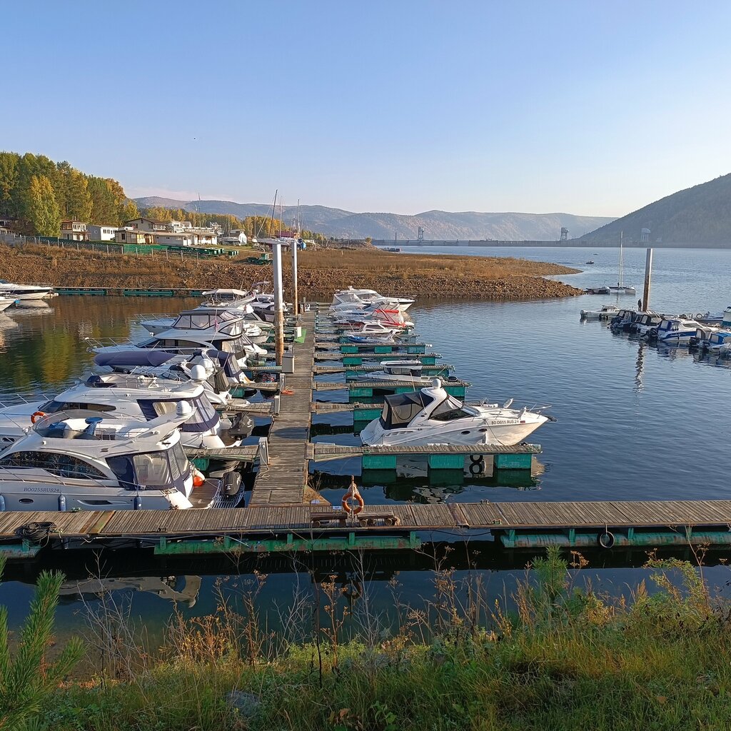 Яхт-клуб Эко-парк Адмирал, Дивногорск, фото