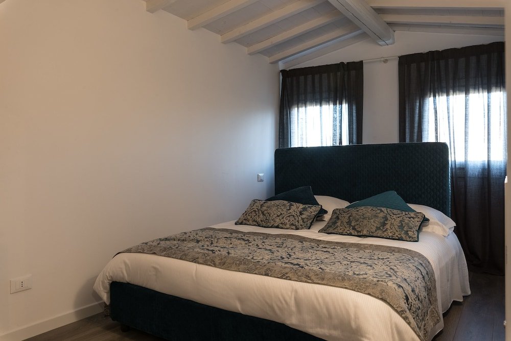 Фото La Loggia della Luna