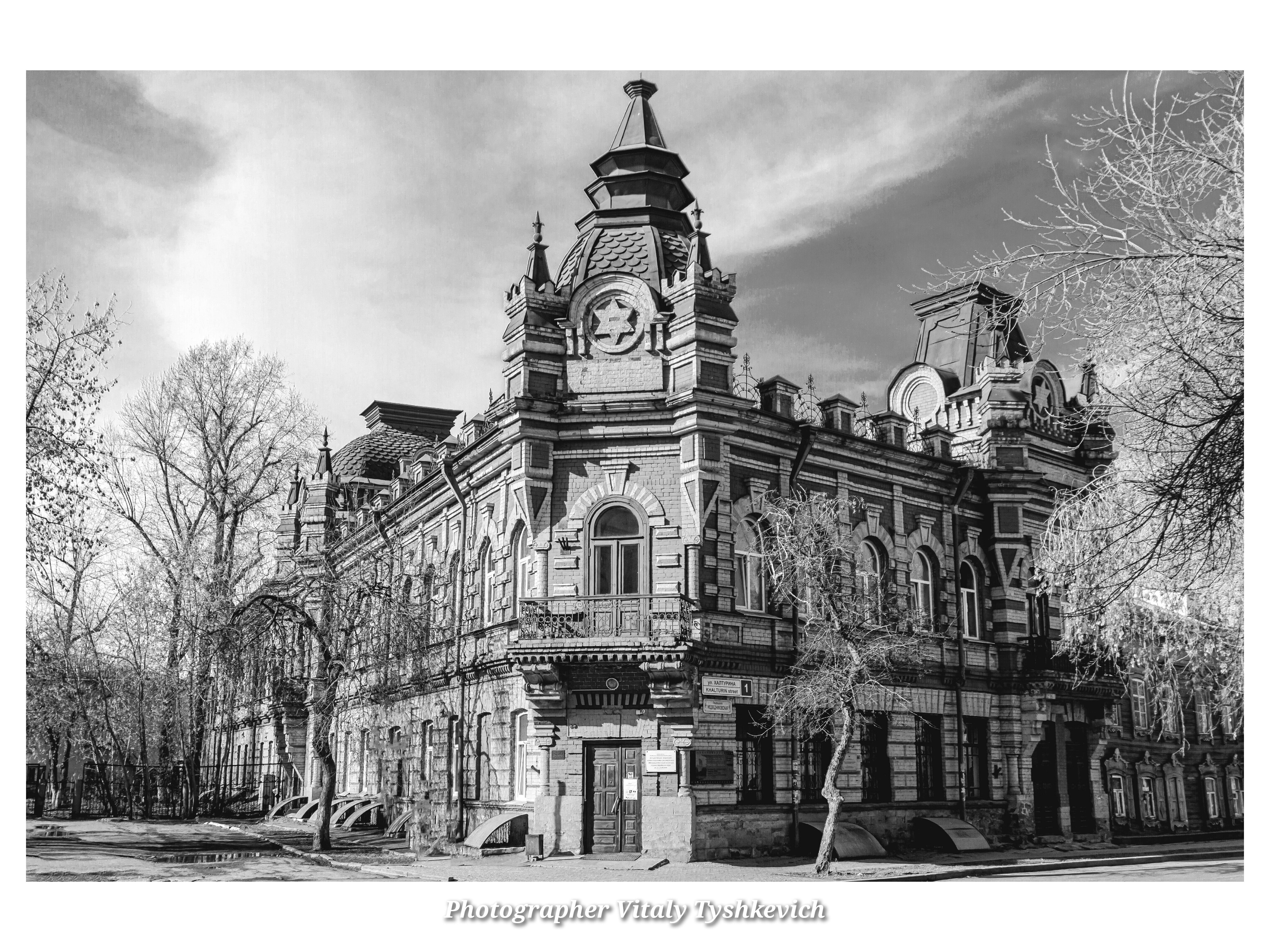 © Фотография Уильяма Брумфилда. Дом И.М. Файнберга. Иркутская область