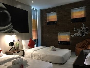 Фото Sleep Walker Poshtel - Hostel