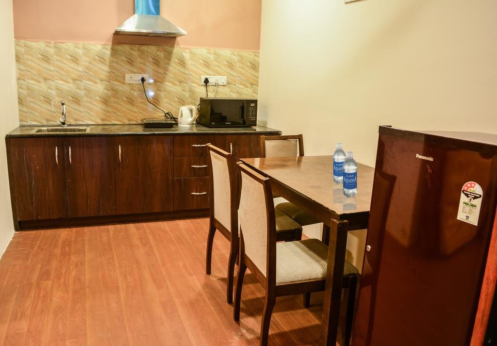 Фото Serene Boutique Hotel