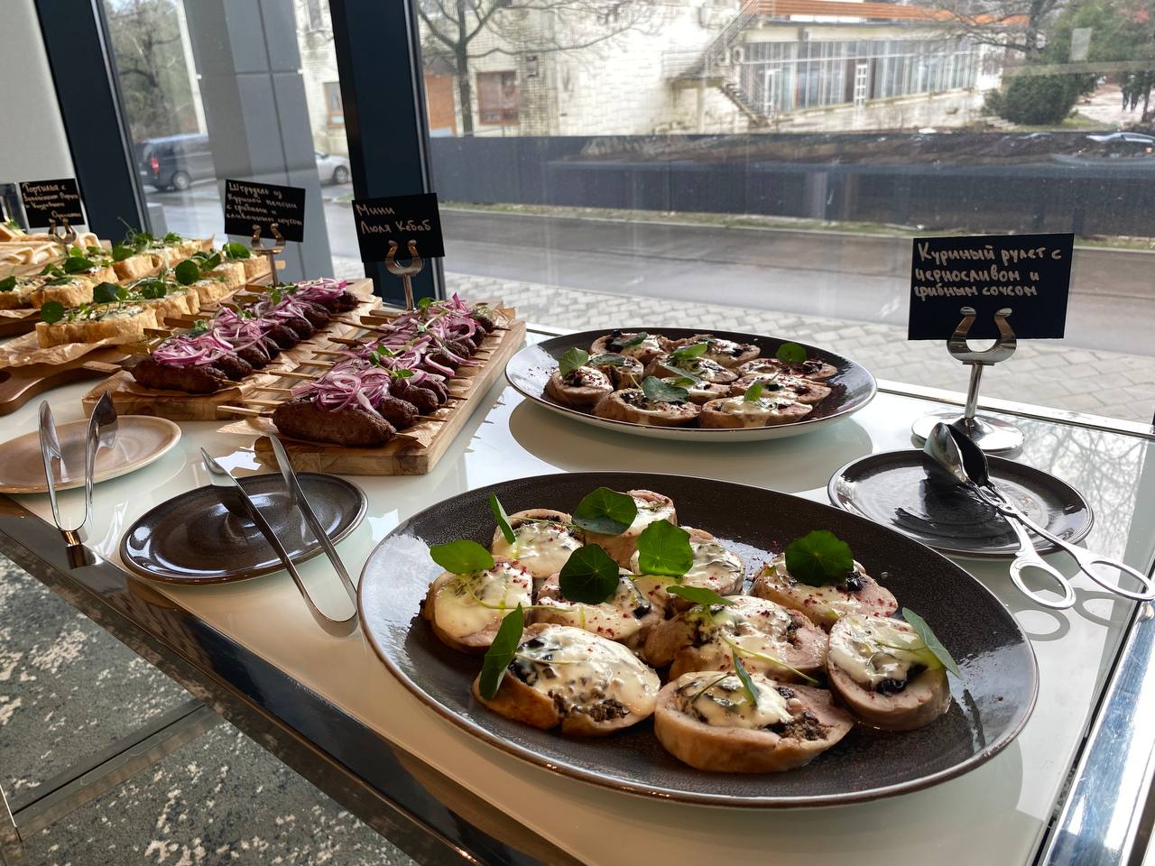 Фото Кортъярд