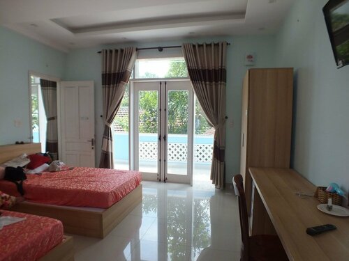 Гостиница Quynh Long Homestay в Хойане