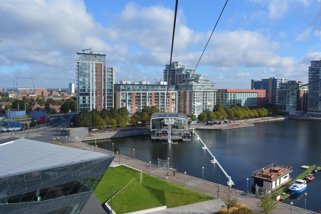 Фото Holiday Inn Express London - Excel