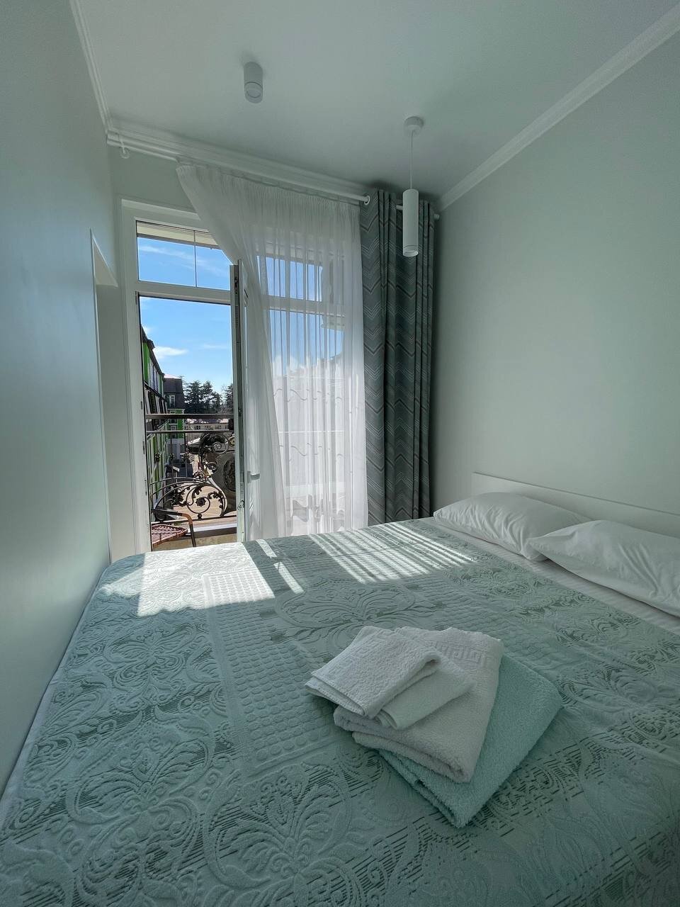 Фото Апартаменты Арт Лайт Сити