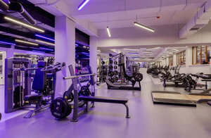 F8 Fitness (микрорайон Центральный, ул. Войкова, 16/23), фитнес-клуб в Сочи