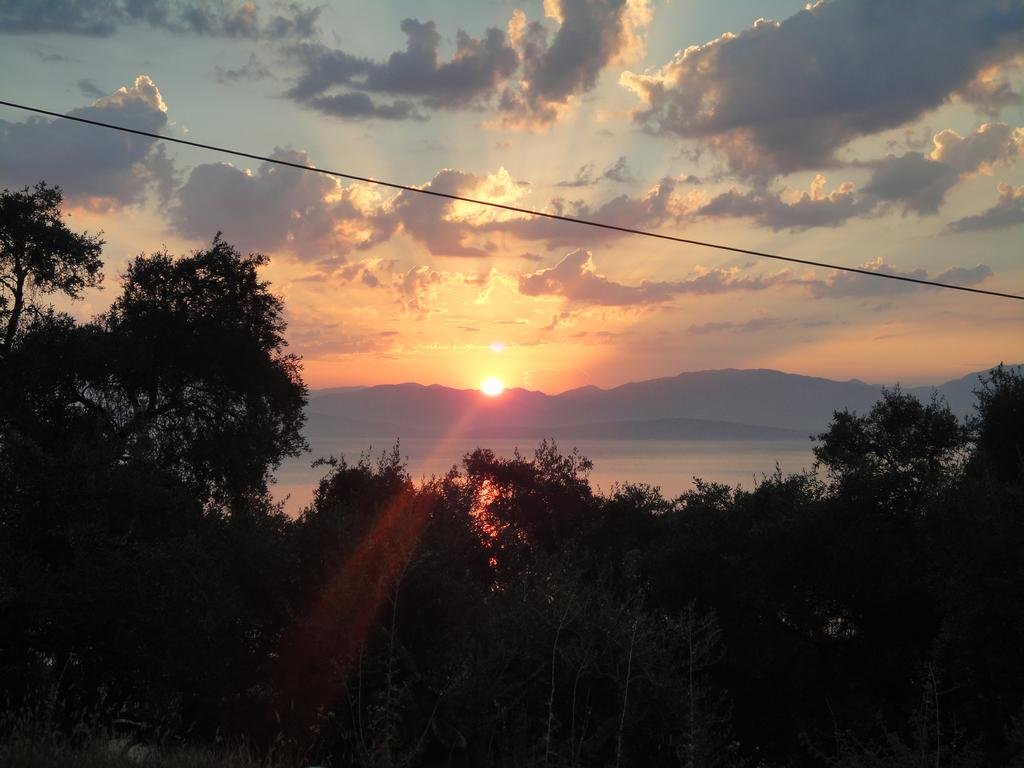 Фото Dionysos Apartments