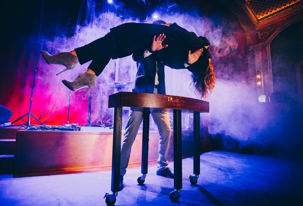 Presenters and event hosts Illusionist/Magician - Alexandr Naumov, Moscow, photo