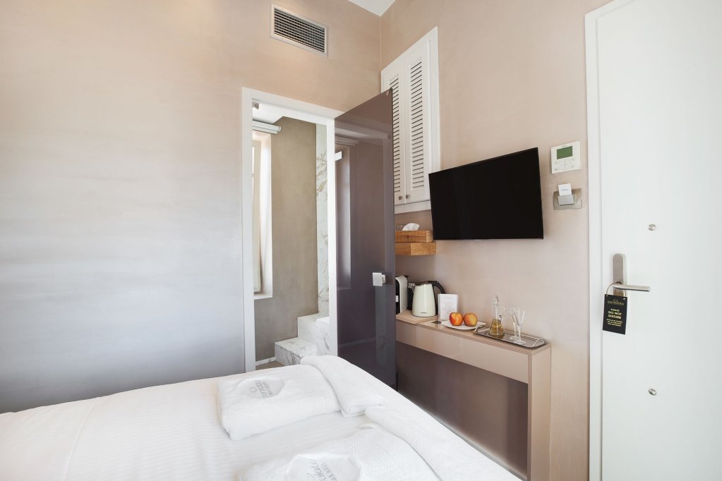 Фото Consolato Boutique