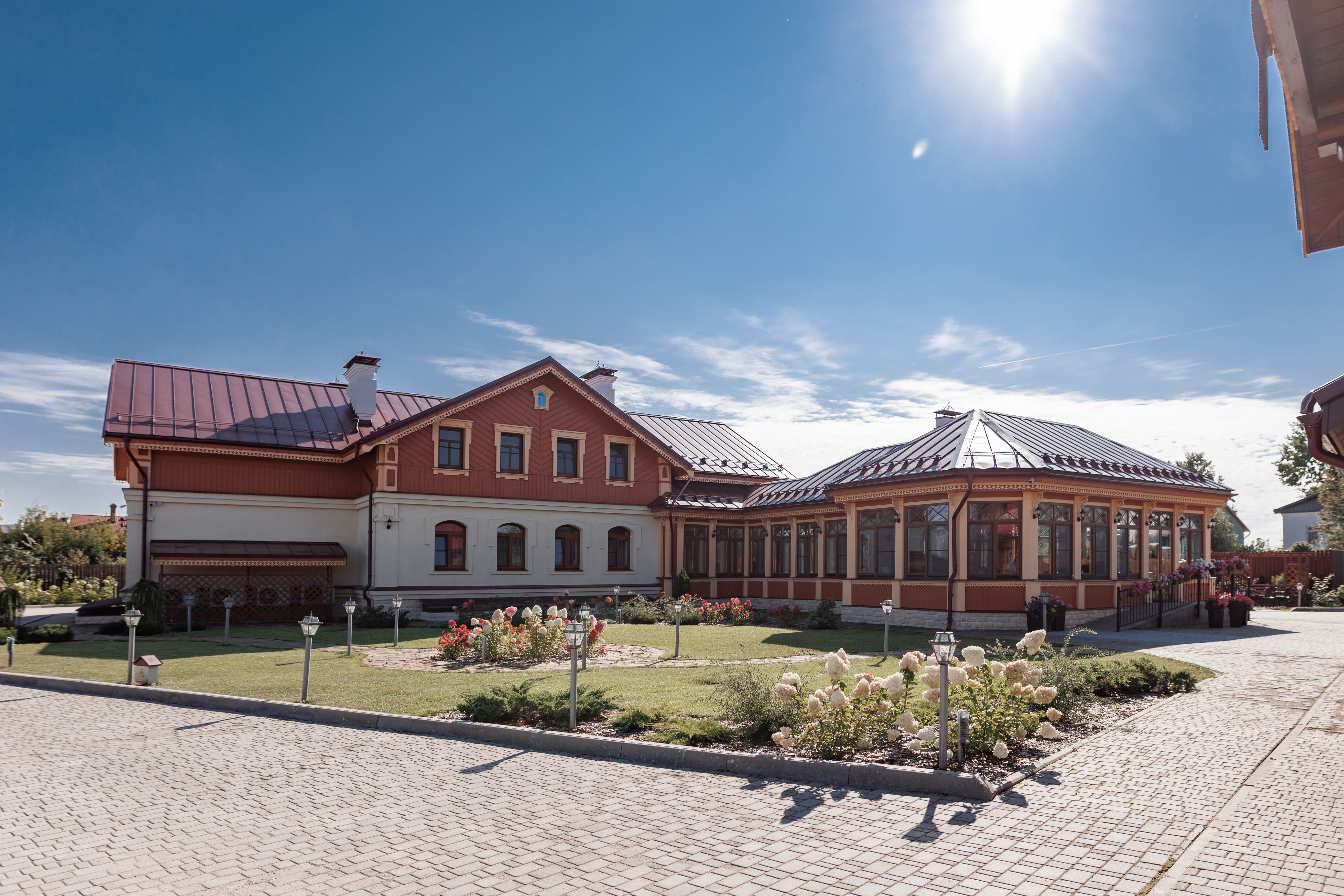 Фото отеля 1