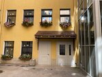 Good Karma (Bolshaya Raznochinnaya Street, 6В), short-term housing rental