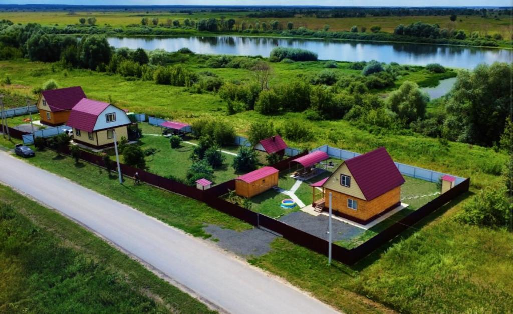 Фото Три дома у парома