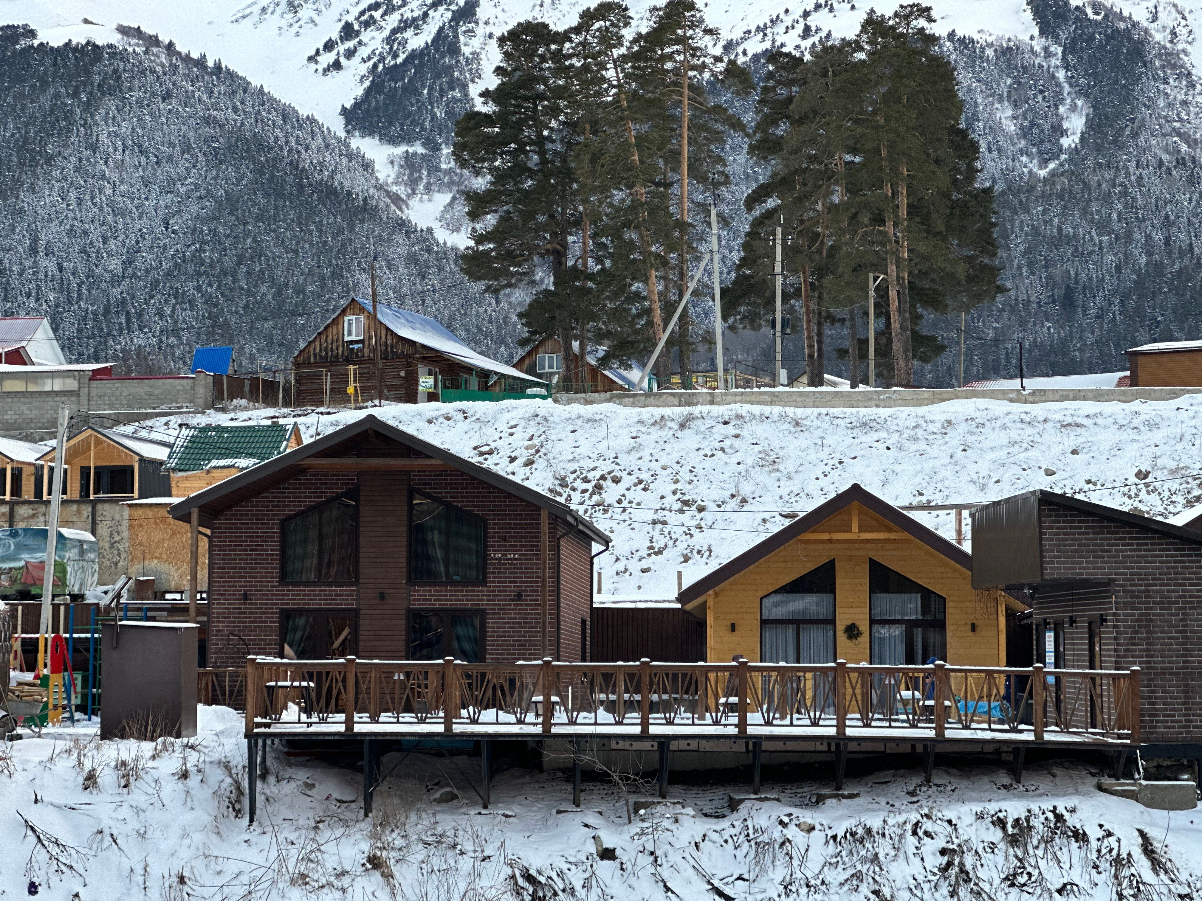 Фото River & House