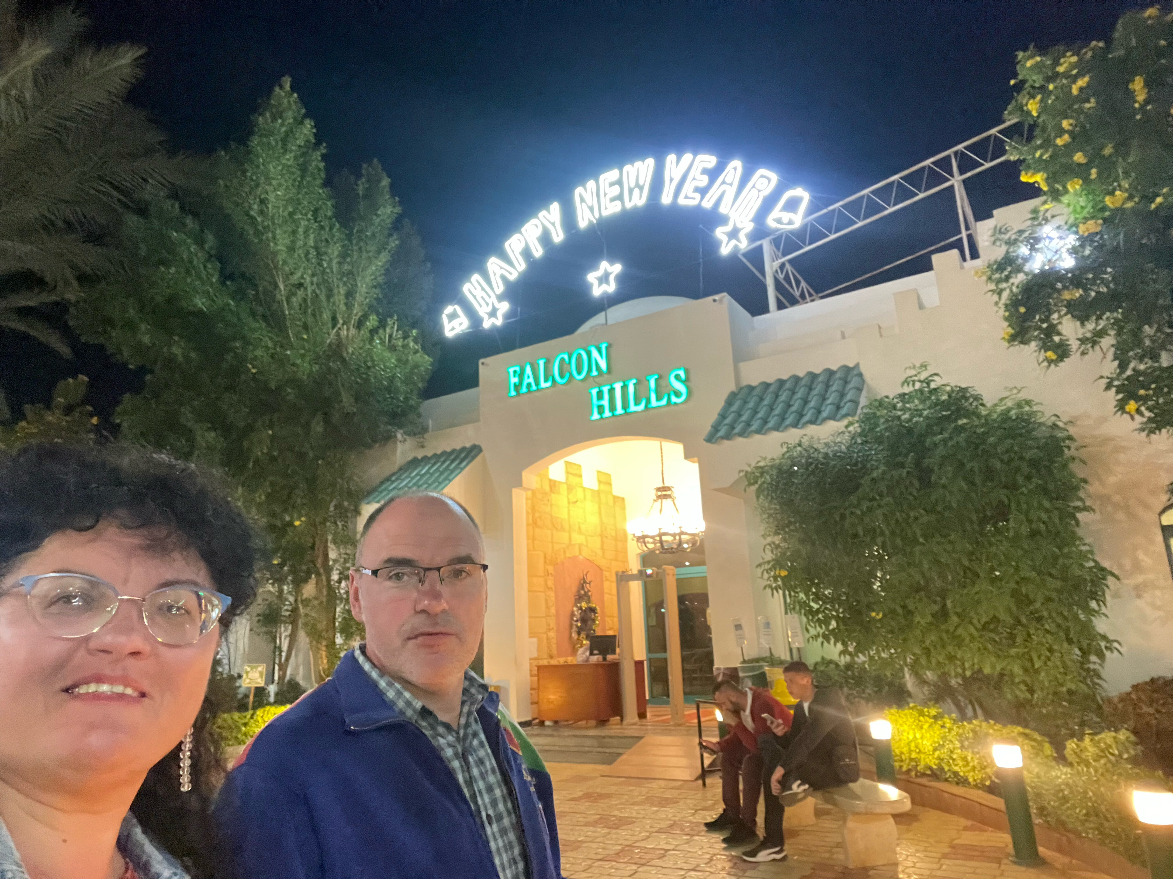 Фото Falcon Hills Hotel