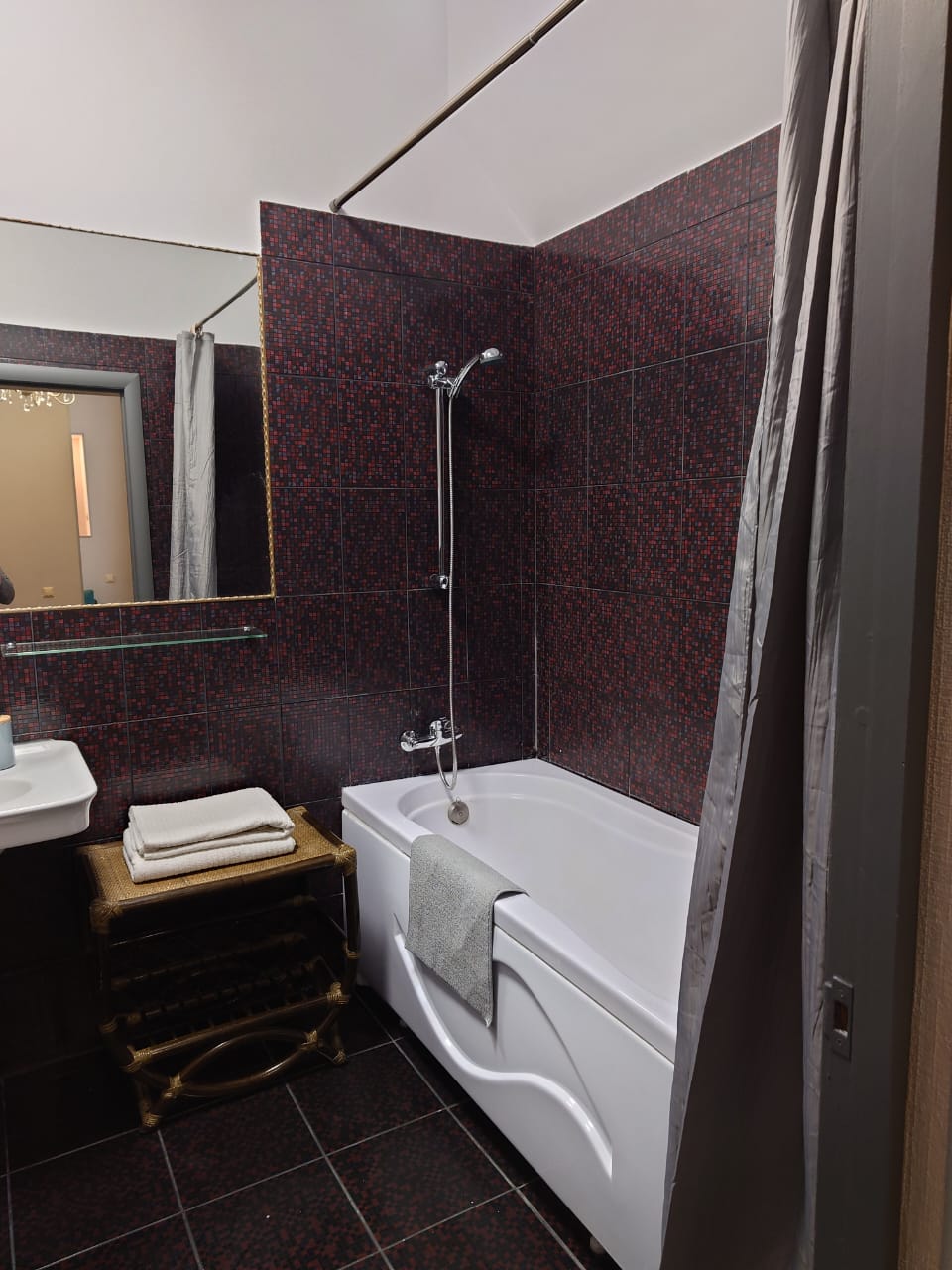 Фото Гостевые комнаты на Невском проспекте, 47