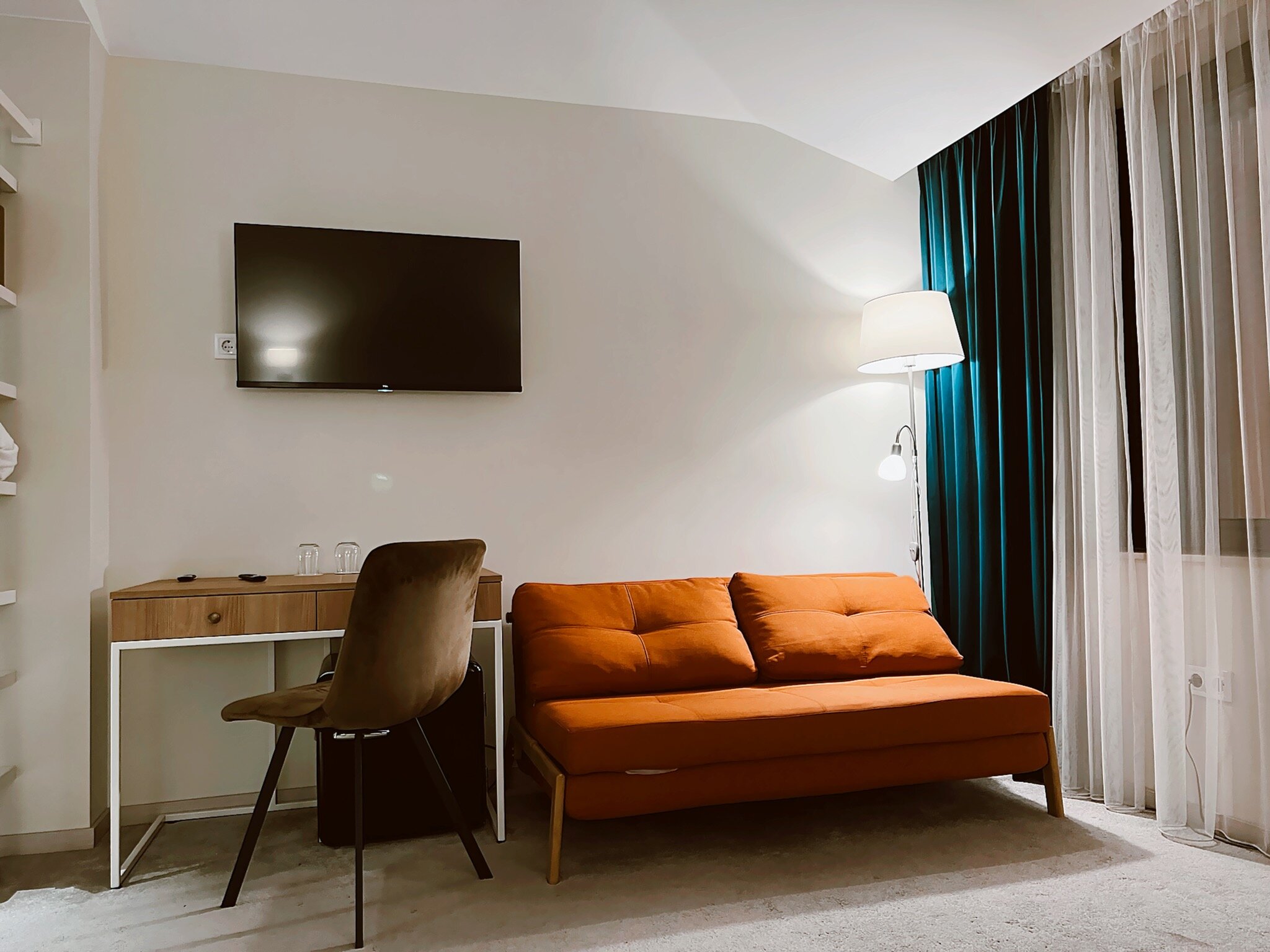 Фото Epigraph Town Hotel