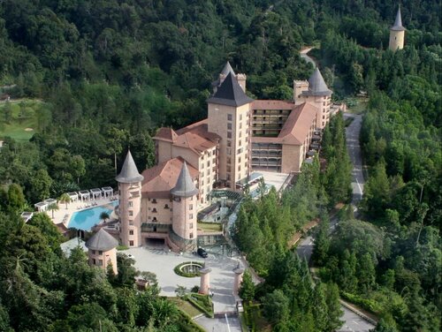 Гостиница The Chateau Spa & Wellness Resort в Штате Паханг