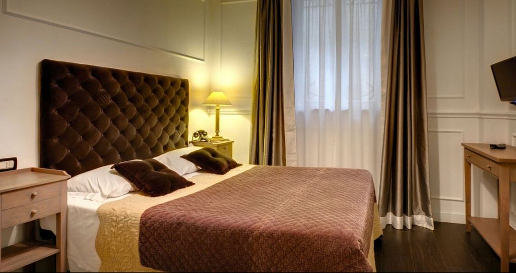 Фото The B Place Hotel