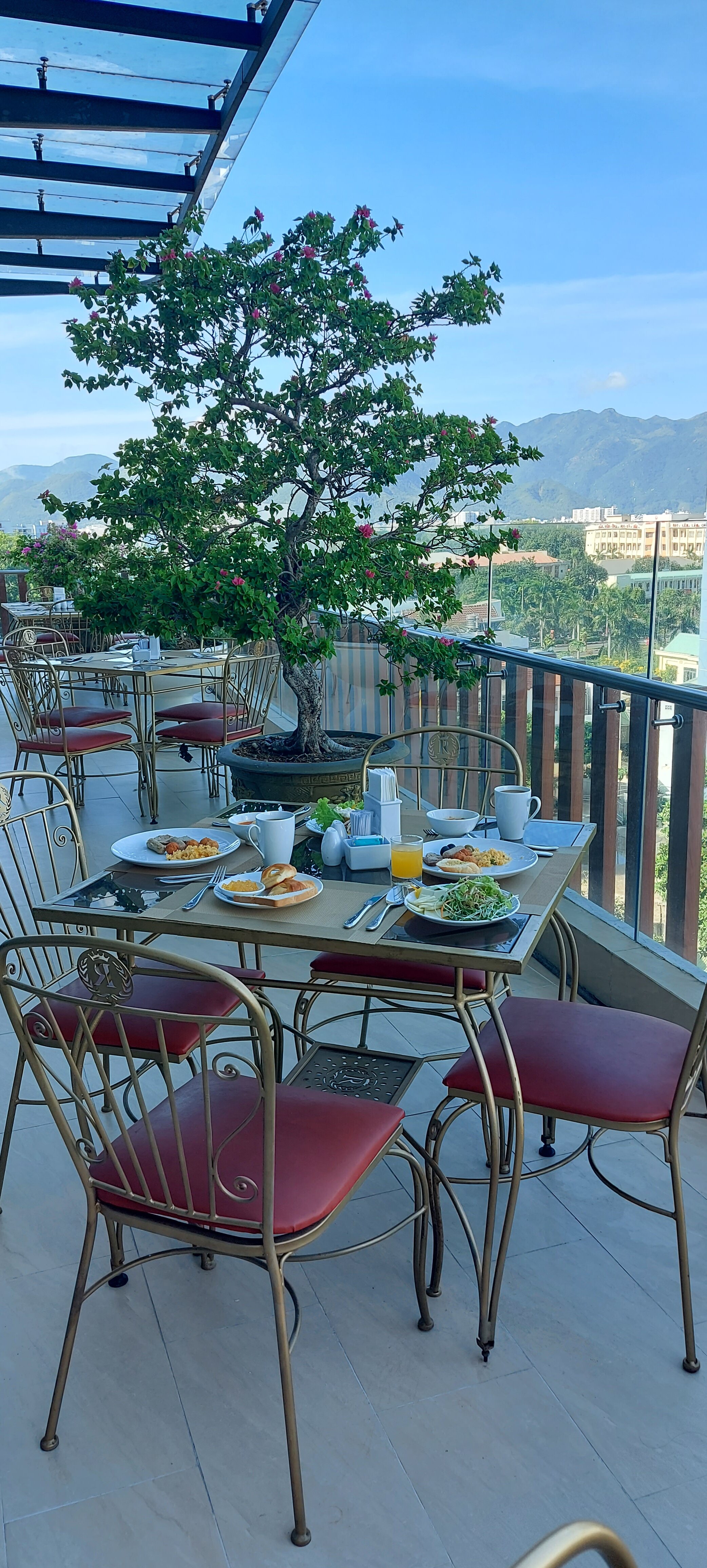 Фото Regalia Gold Hotel