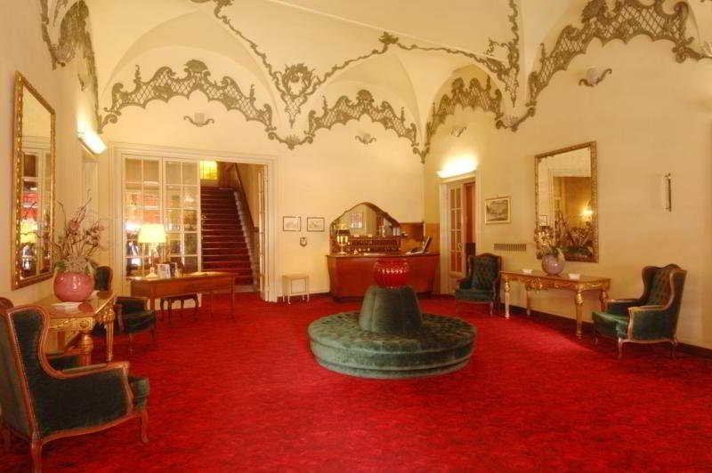 Фото Hotel Universo Lucca