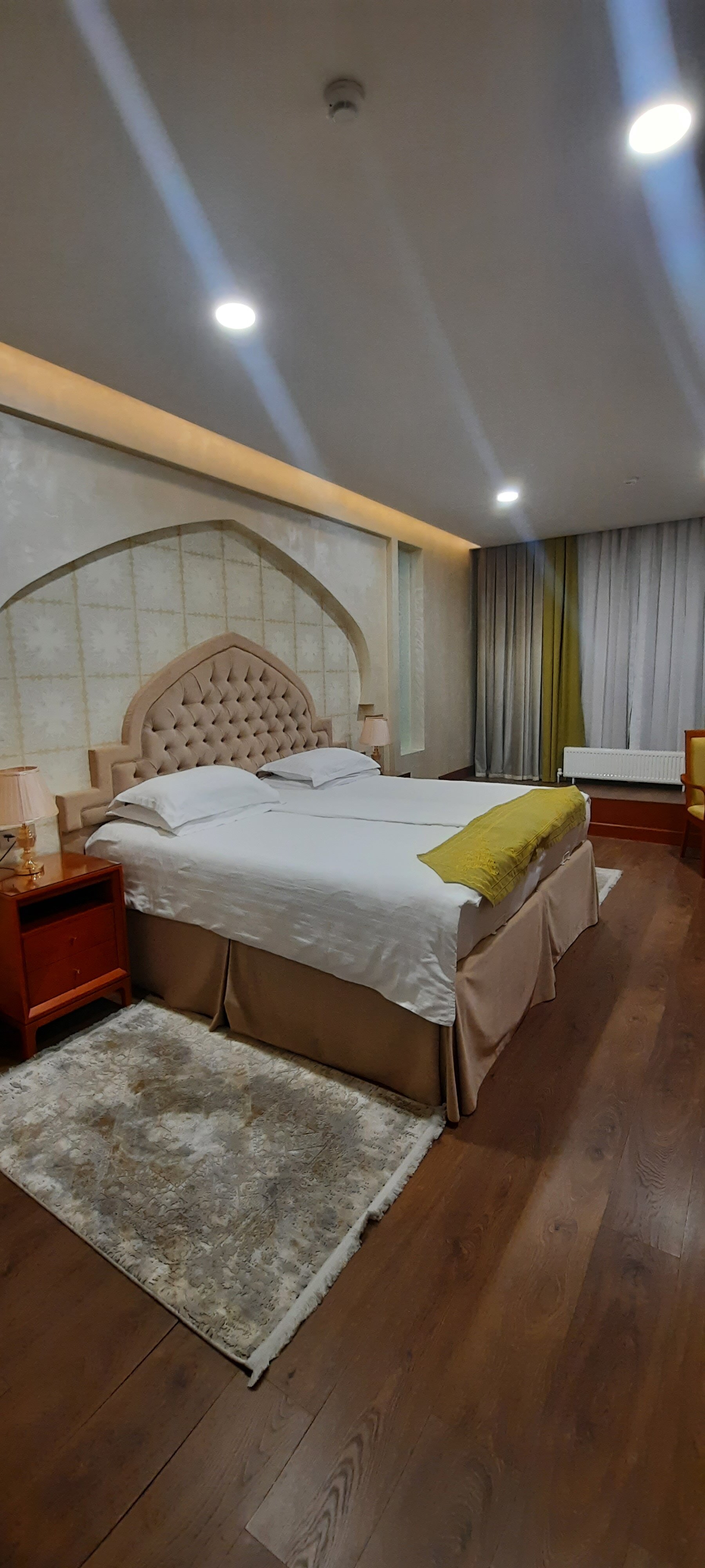 Фото Manor Hotel