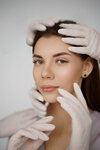 Dr. Liza (ulitsa 25 Oktyabrya, 9) ، علم التجميل