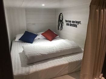 Фото Sleep Walker Poshtel - Hostel