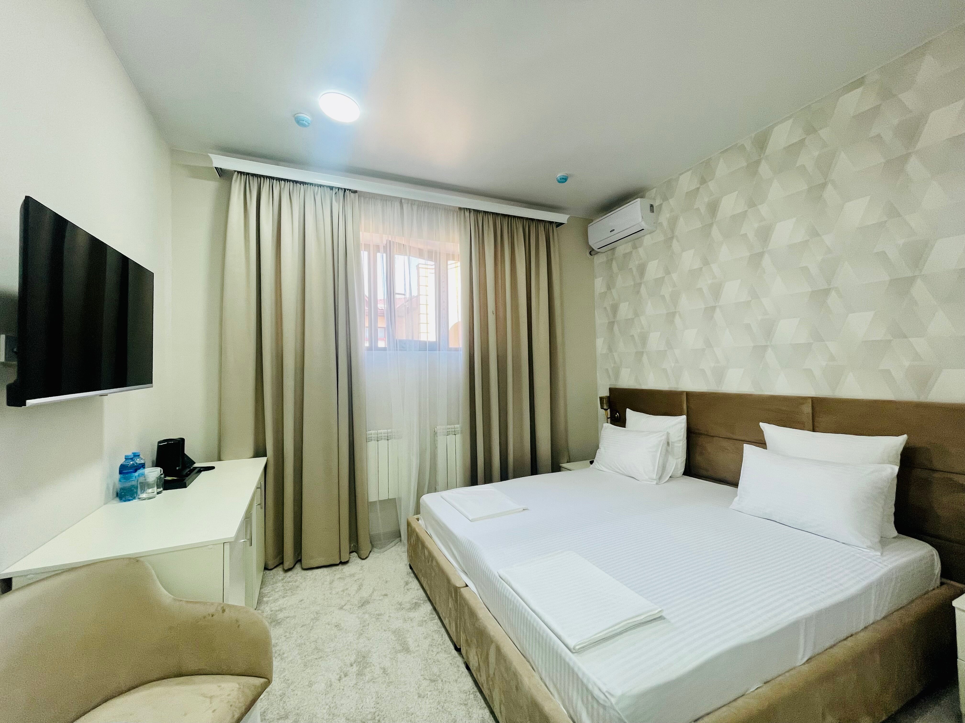 Фото Флагман