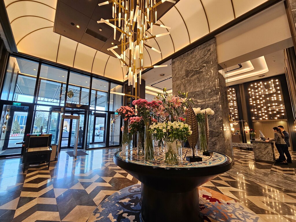 Mehmonxona InterContinental Tashkent, Toshkent, foto