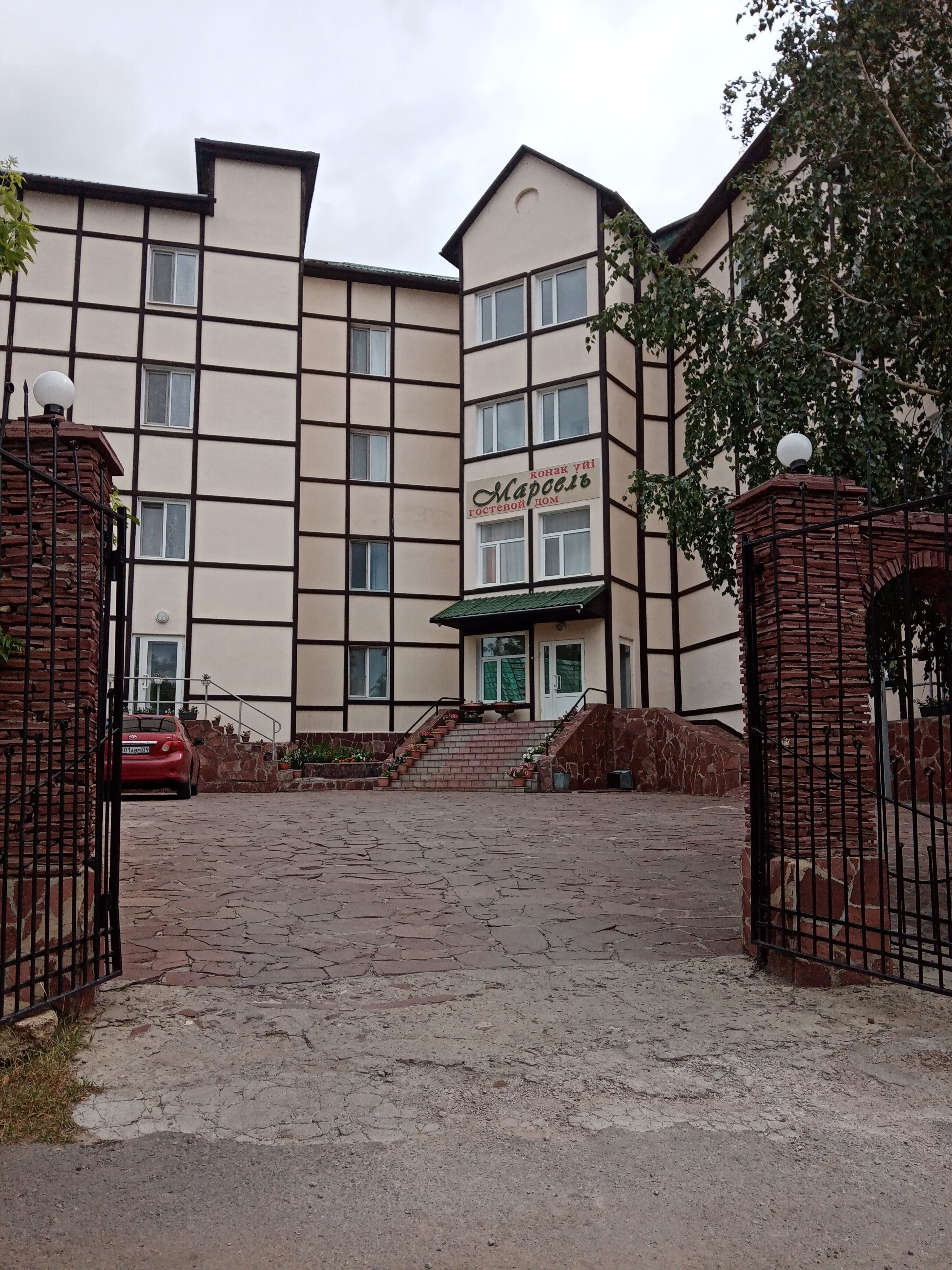 Фото Марсель