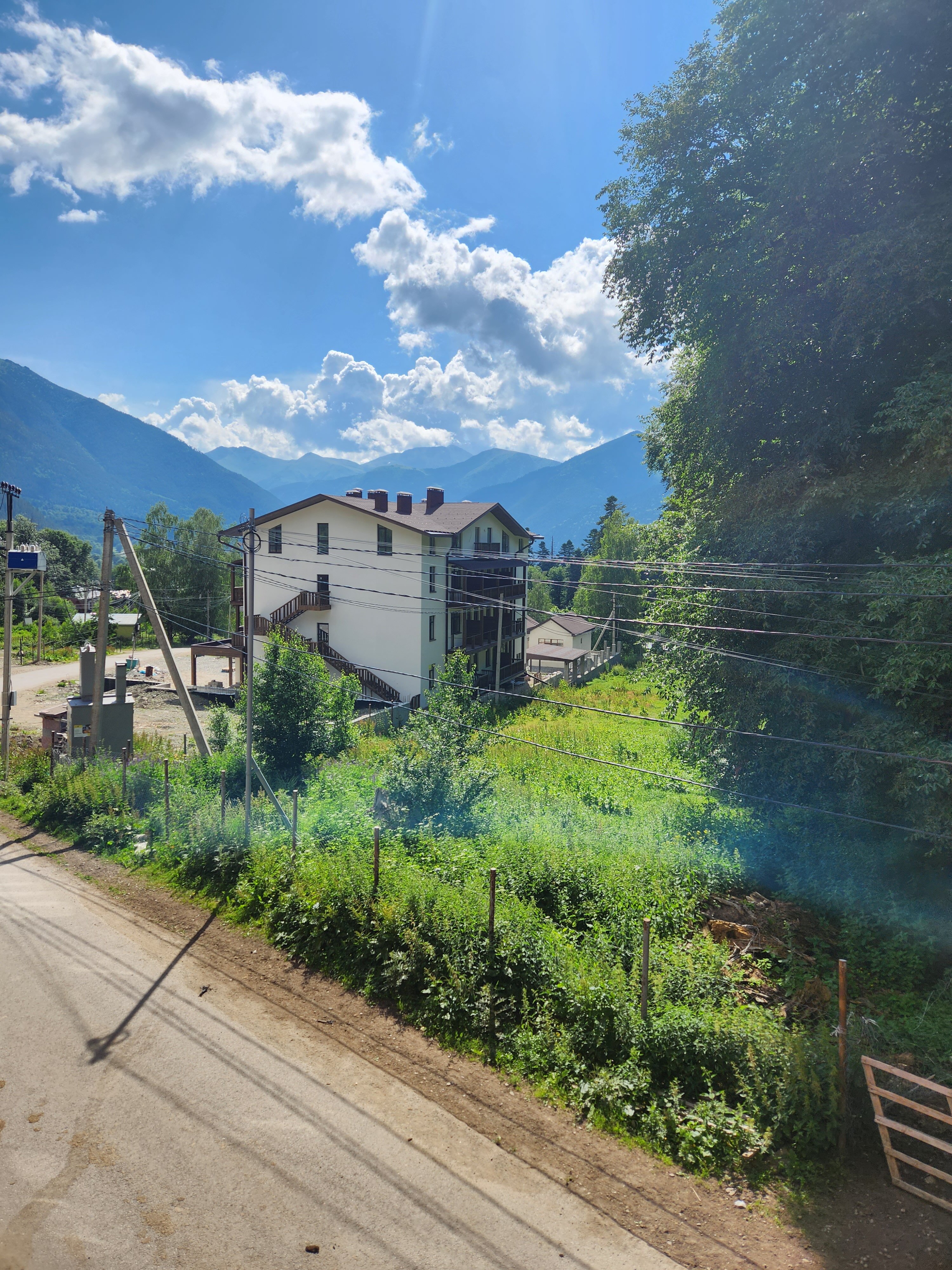 Фото отеля 2