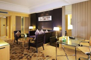 Courtyard by Marriott Shanghai Central (Shanghai, Hengfeng Road, 338), hotel
